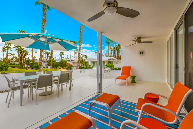 $959,900 | 566 East Flor Circle, Palm Springs, CA 92264