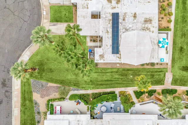 $959,900 | 566 East Flor Circle, Palm Springs, CA 92264