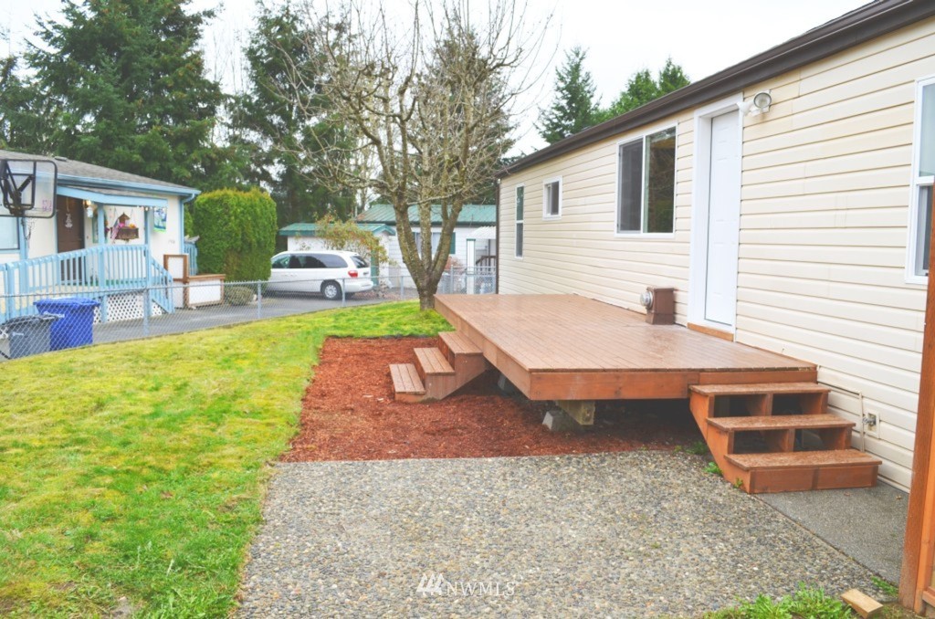 19812 127th Court Northeast Bothell, WA 98011 - Photo 17 of 19 Gallery Image 17