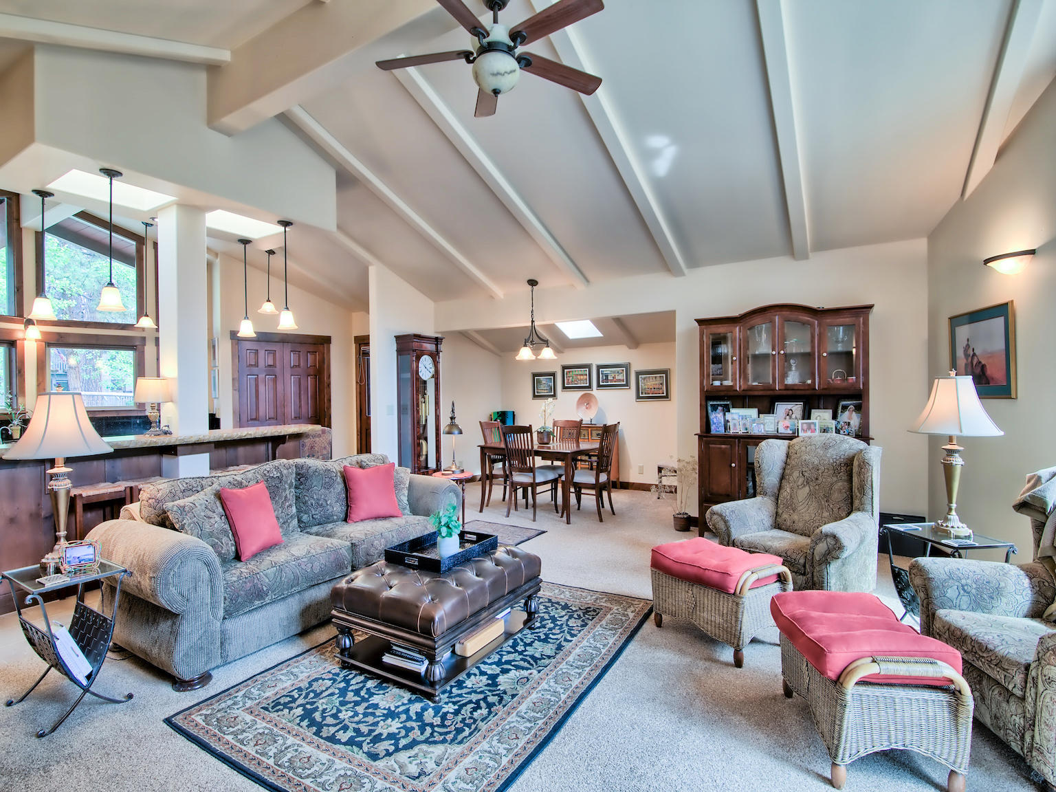 69767 Pine Ridge Road Sisters, OR 97759 - Photo 8 of 31 Vaulted and beamed ceilings.