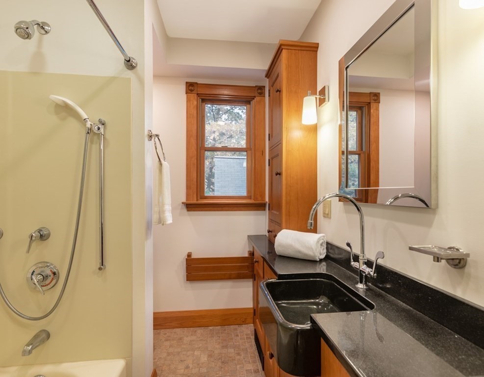 14 Stratham Road Lexington, MA 02421 - Photo 23 of 30 Gallery Image 23