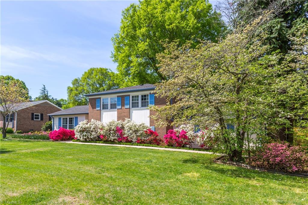 1309 Fleming Road Greensboro, NC 27410 - Photo 3 of 24