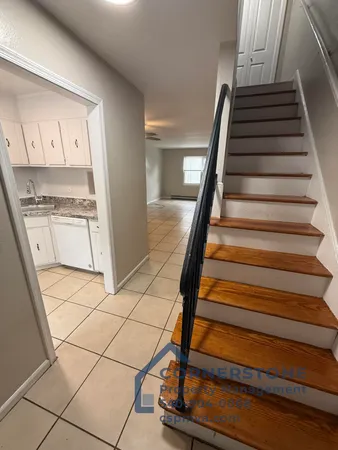 $1,100 | 1517 Lexington Avenue Southwest, Unit 1, Roanoke, VA 24015