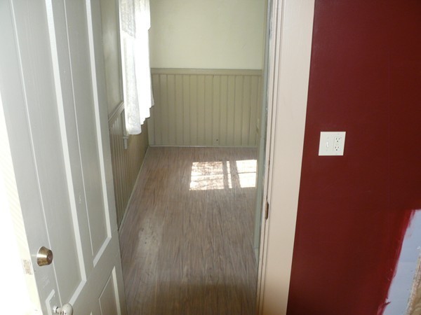 103 Front Street Clinton, MA 01510 - Photo 15 of 21 Gallery Image 15