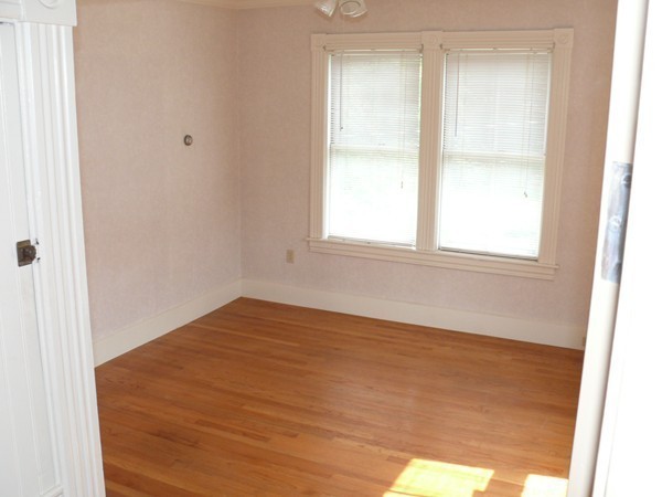 103 Front Street Clinton, MA 01510 - Photo 18 of 21 Gallery Image 18