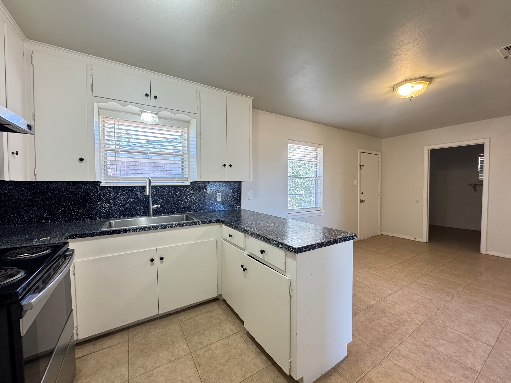 2205 Farr Street Waller, TX 77484 - Photo 6 of 24