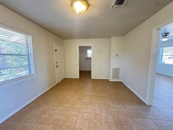 $1,395 | 2205 Farr Street, Waller, TX 77484