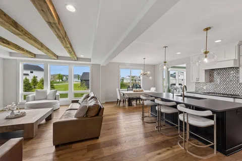 $1,199,900 | 4605 Sunset Lane, Excelsior, MN 55331