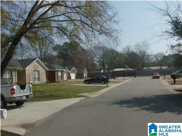 93 Crystal Avenue Bessemer, AL 35023 - Photo 3 of 23