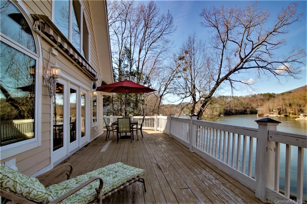 140 Lakeridge Rd Lake Lake Lure, NC 28746 - Photo 16 of 37