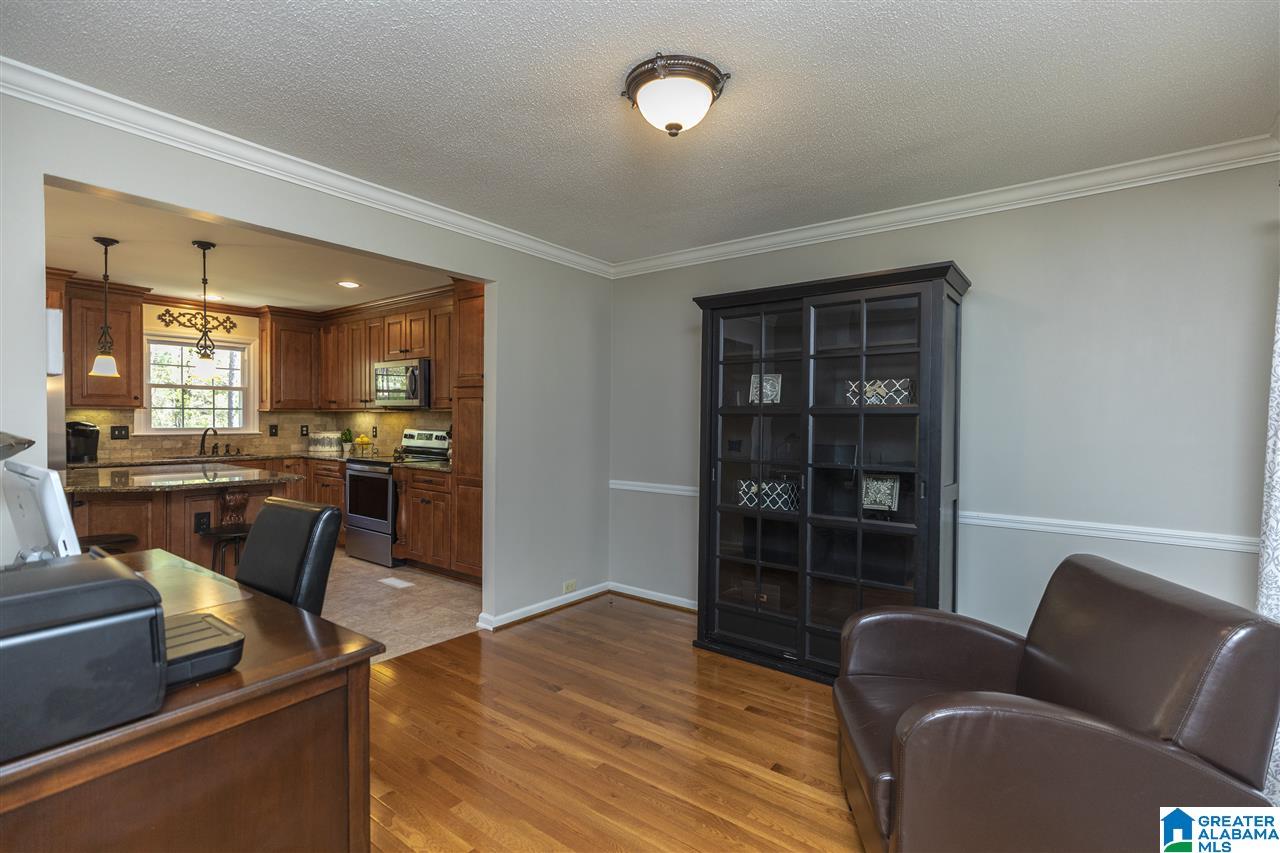 1020 Colonial Drive Alabaster, AL 35007 - Photo 6 of 31