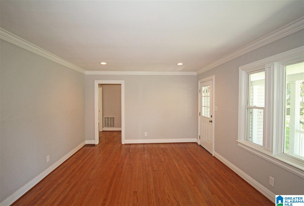 453 Exeter Drive Birmingham, AL 35206 - Photo 7 of 34