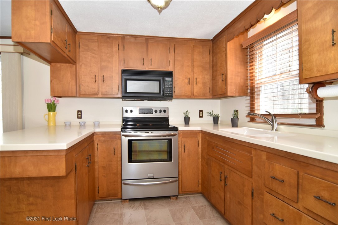 40 Pound Road Glocester, RI 02814 - Photo 8 of 30 Kitchen with Corian counters