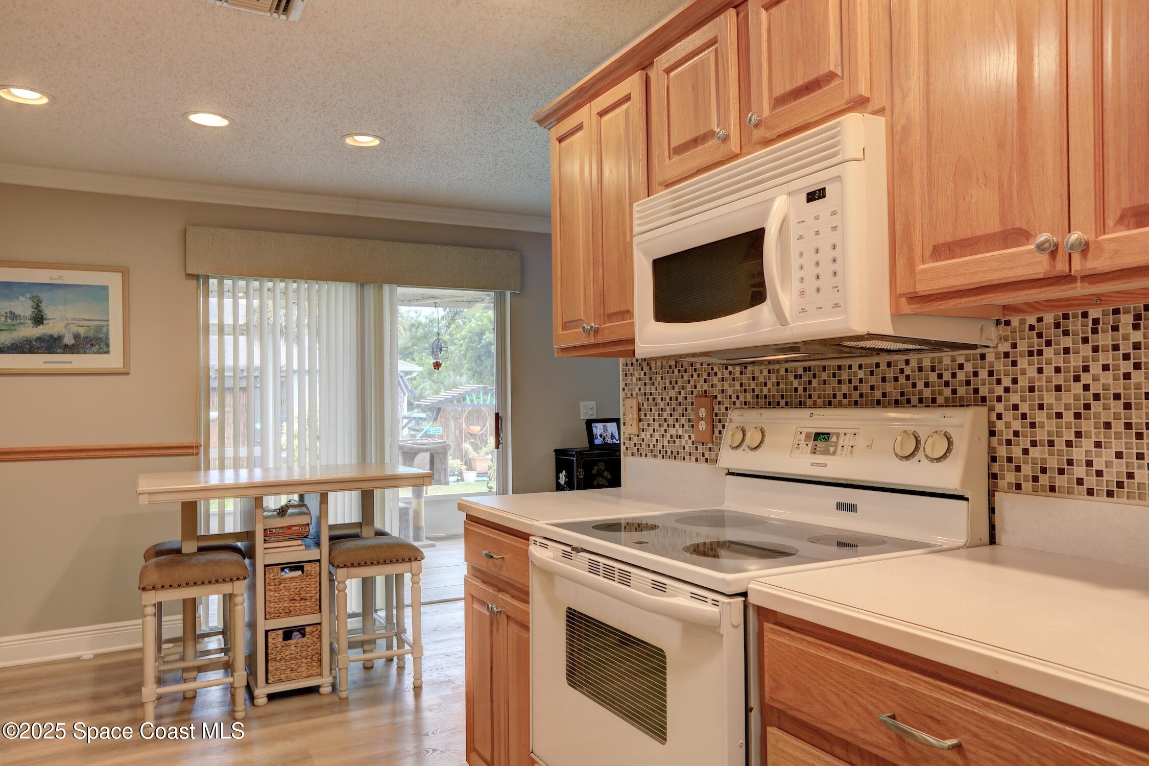 401 Lloyd Street Sebastian, FL 32958 - Photo 15 of 36 F3