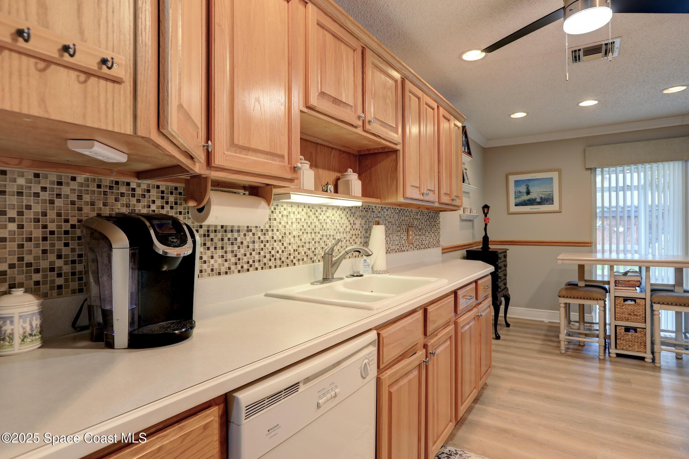401 Lloyd Street Sebastian, FL 32958 - Photo 16 of 36 F4