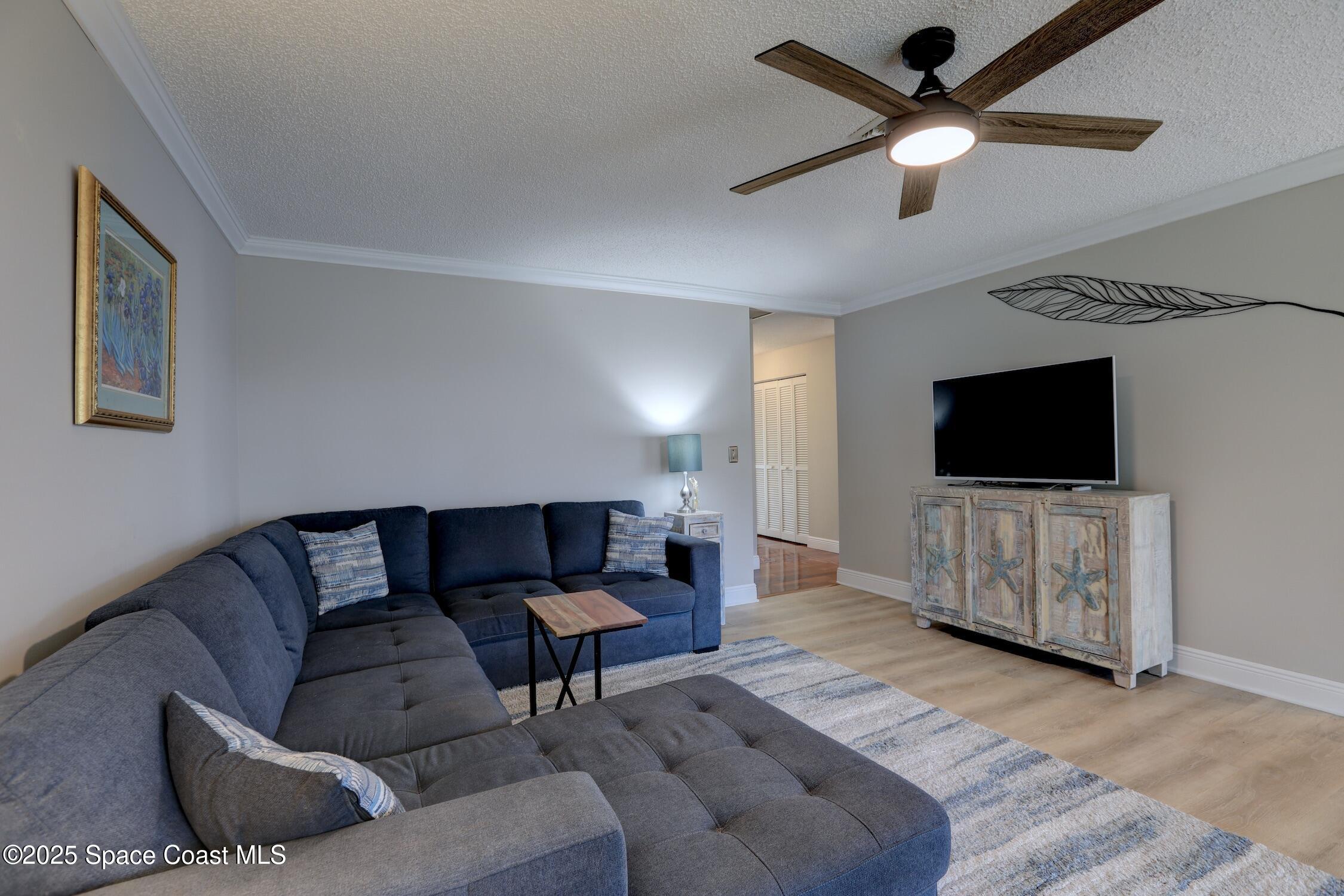 401 Lloyd Street Sebastian, FL 32958 - Photo 6 of 36 D2
