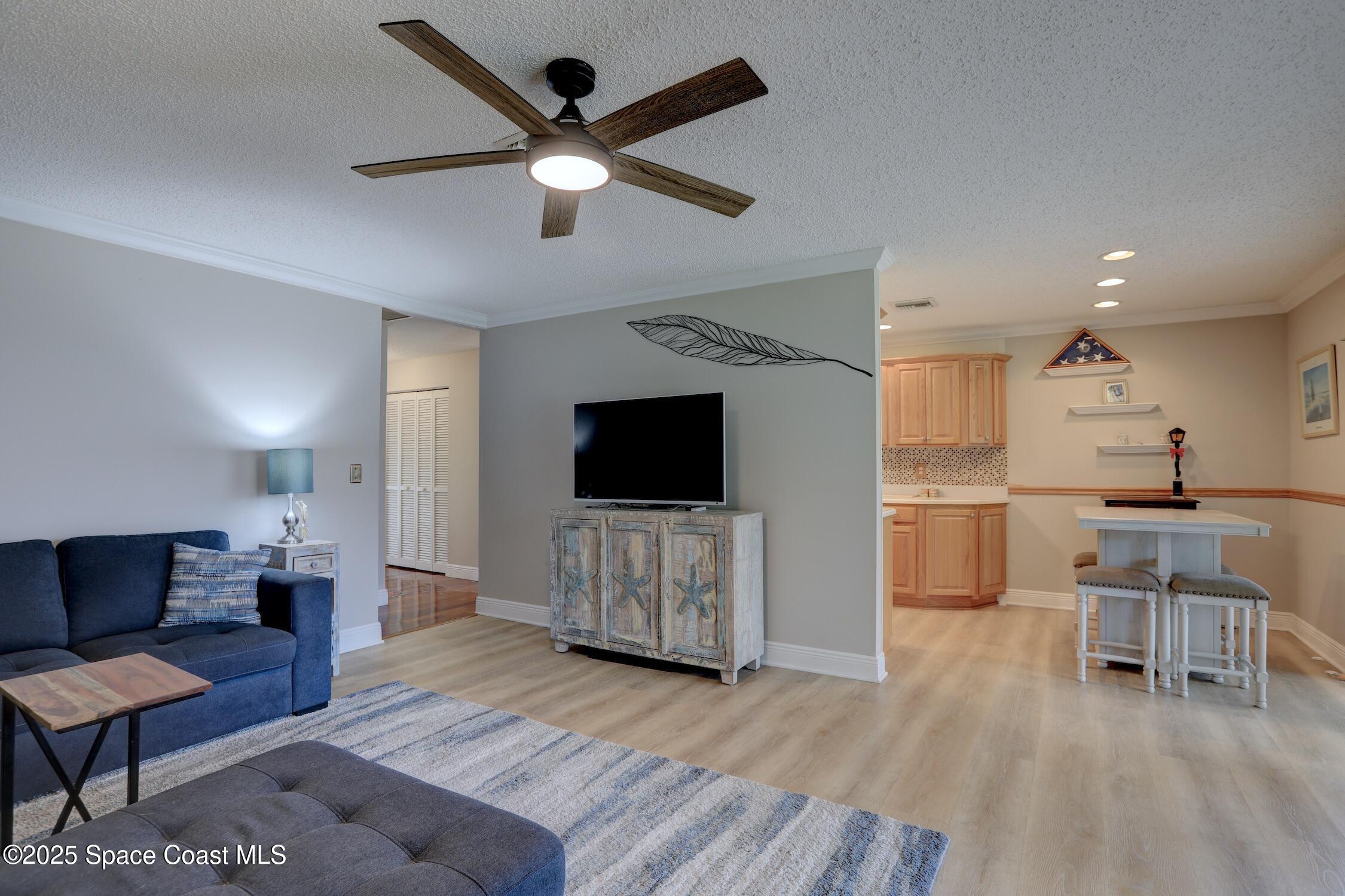 401 Lloyd Street Sebastian, FL 32958 - Photo 7 of 36 D3