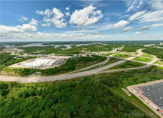 $3,600,000 | 4197 Osage Beach Parkway, Osage Beach, MO 65065