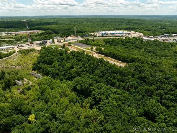 $3,600,000 | 4197 Osage Beach Parkway, Osage Beach, MO 65065