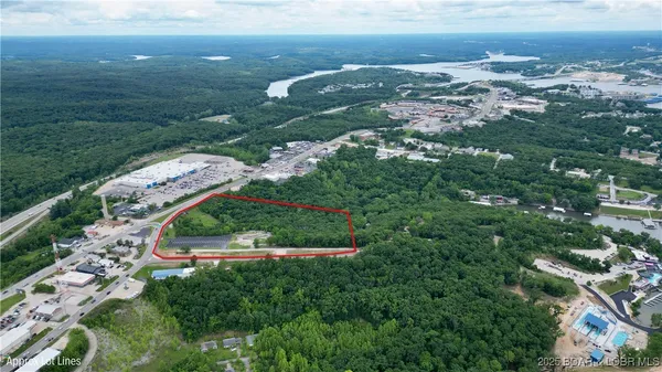 $3,600,000 | 4197 Osage Beach Parkway, Osage Beach, MO 65065