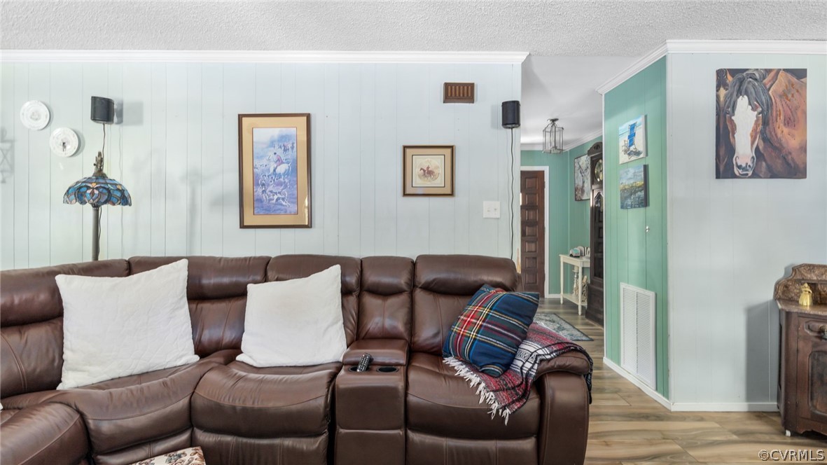 1902 Adelphi Road Henrico, VA 23229 - Photo 8 of 29 Gallery Image 8