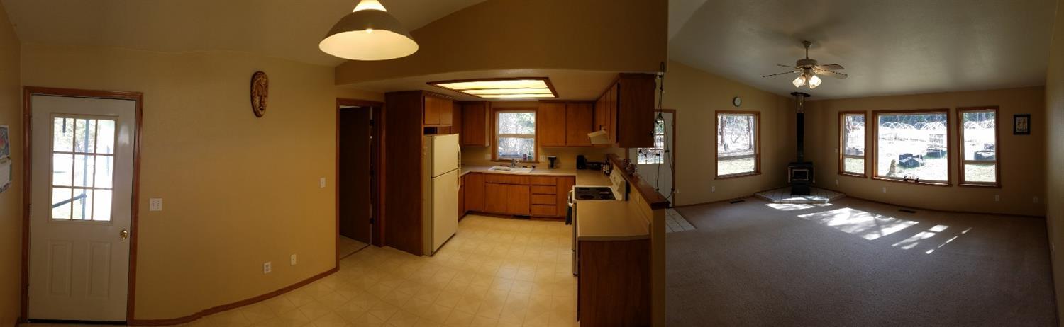 302 Taurus Lane Cave Junction, OR 97523 - Photo 11 of 23 Additional Photo