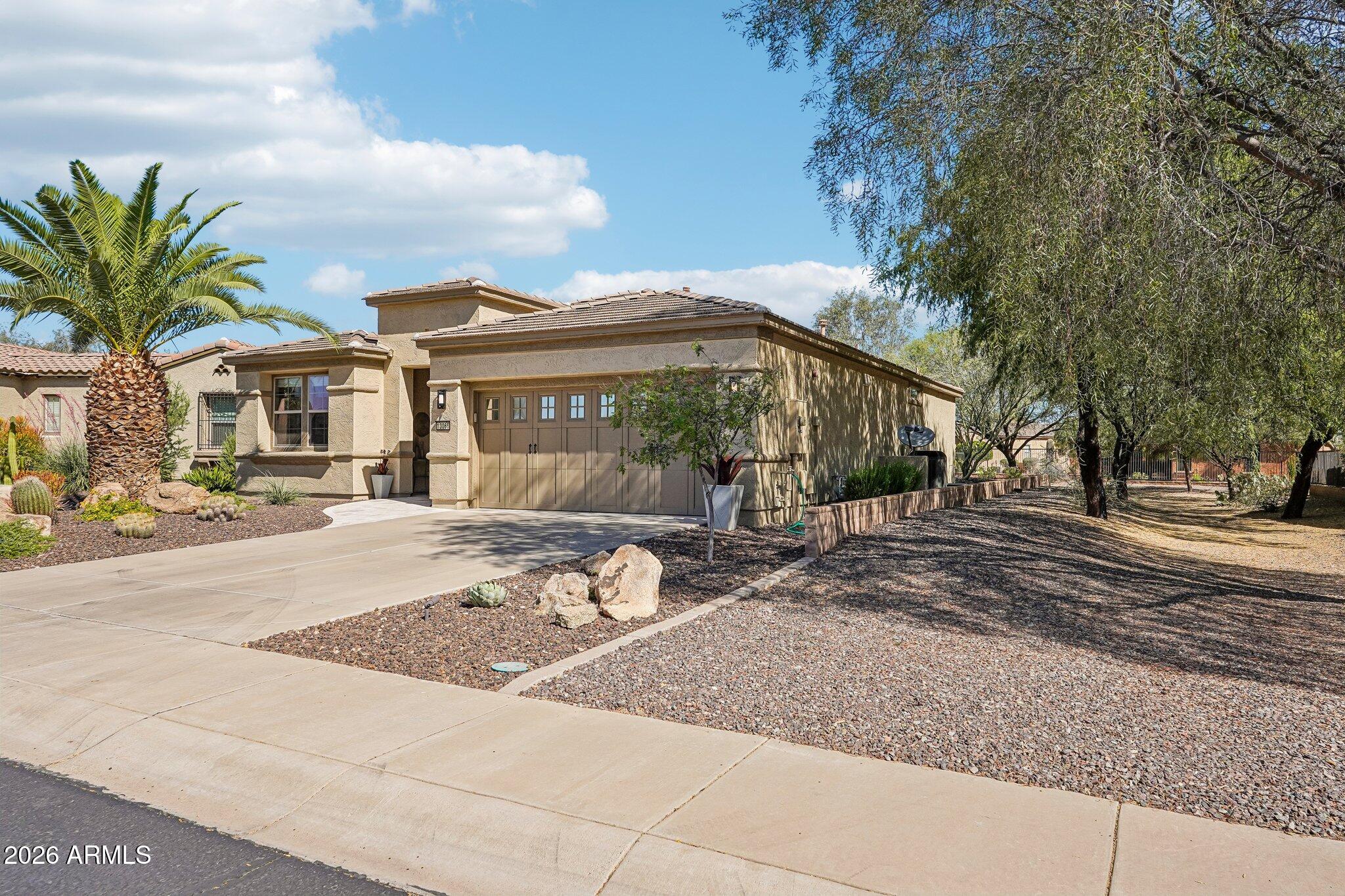 13068 West Plum Road Peoria, AZ 85383 - Photo 3 of 28 13068 W Plum Rd