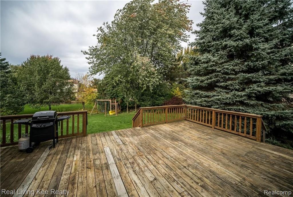 1642 Dancer Drive Rochester Hills, MI 48307 - Photo 28 of 35