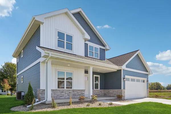 $550,000 | 216 Cardinal Lane, Sauk City, WI 53583