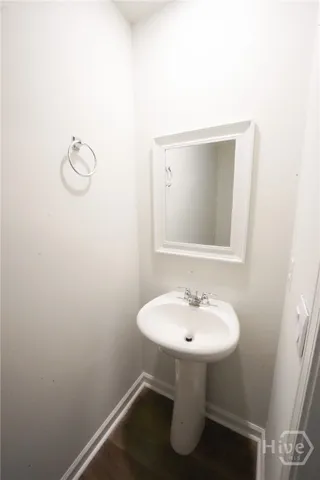 $2,650 | 103 Skylark Road, Bloomingdale, GA 31302