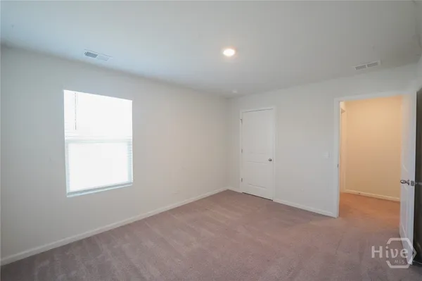 $2,650 | 103 Skylark Road, Bloomingdale, GA 31302