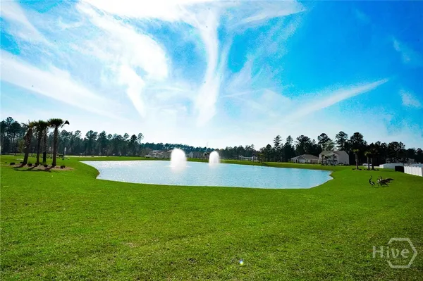 $2,650 | 103 Skylark Road, Bloomingdale, GA 31302