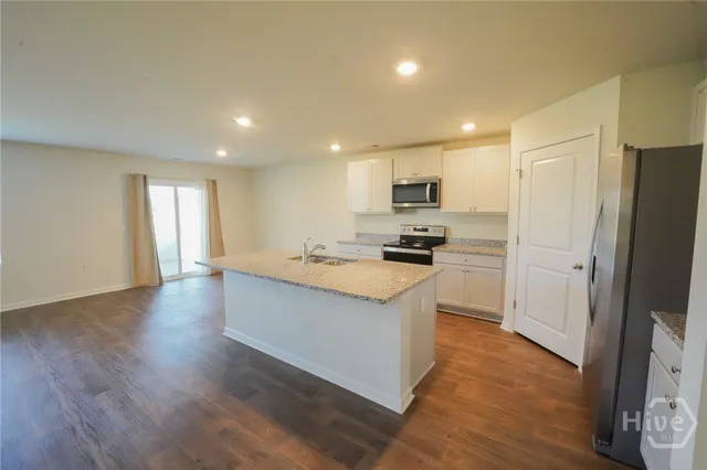 $2,650 | 103 Skylark Road, Bloomingdale, GA 31302