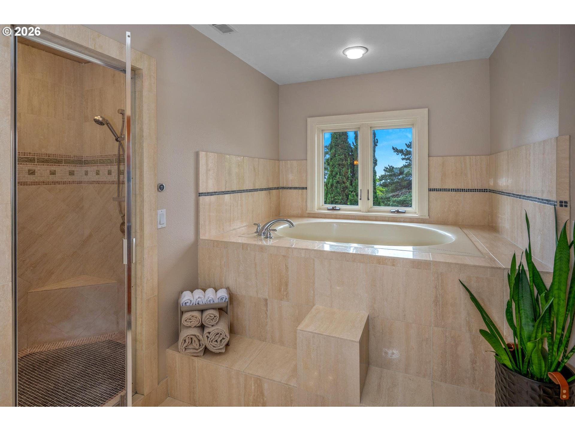 10007 Northwest Thompson Road Portland, OR 97229 - Photo 26 of 46 Bathroom