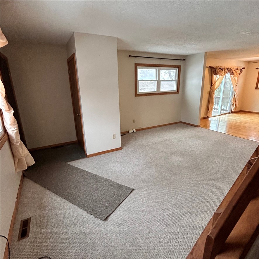 19 Brandywine Drive, Unit 2 Westerly, RI 02891 - Photo 5 of 10