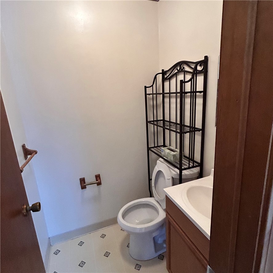 19 Brandywine Drive, Unit 2 Westerly, RI 02891 - Photo 7 of 10