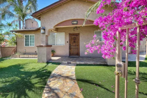 $949,000 | 4010 Wabash Avenue, San Diego, CA 92104