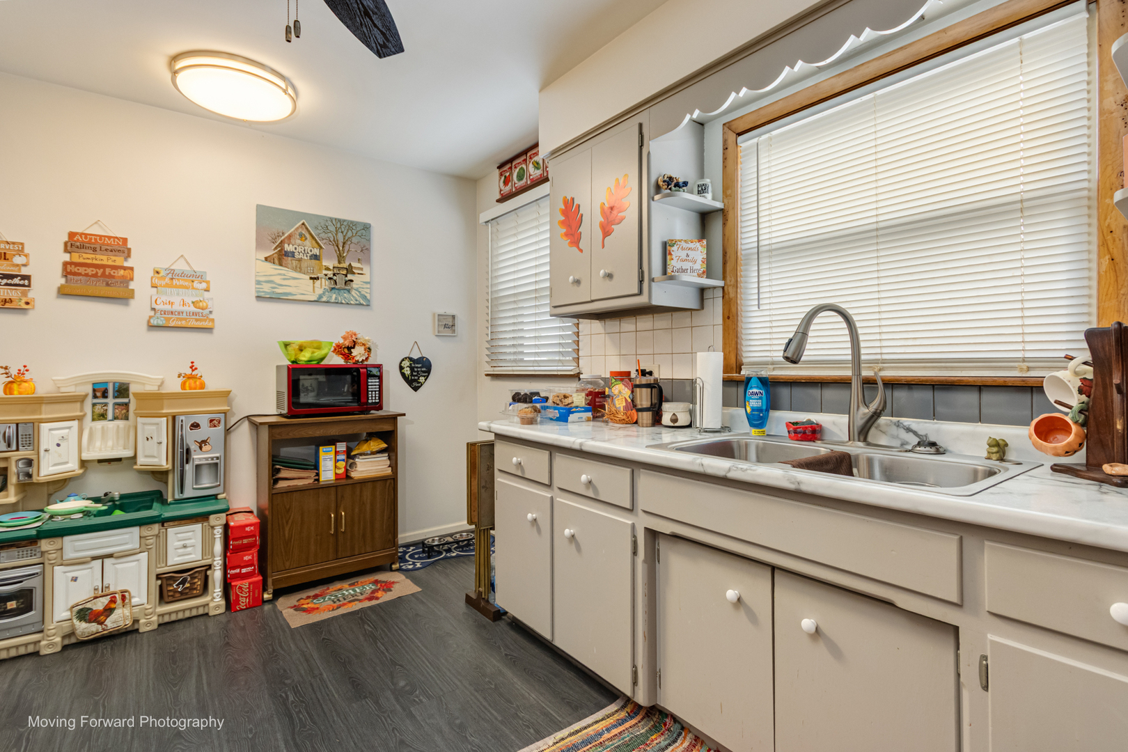 121 Addison Road Addison, IL 60101 - Photo 19 of 34 Gallery Image 19