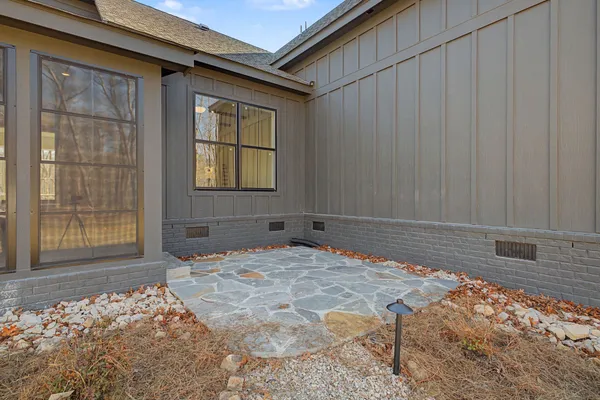 $1,857,000 | 1651 Lake Louisa Loop, Monteagle, TN 37356