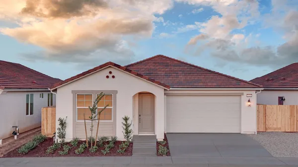 $535,000 | 2455 East O'Keefe Drive, Fresno, CA 93720