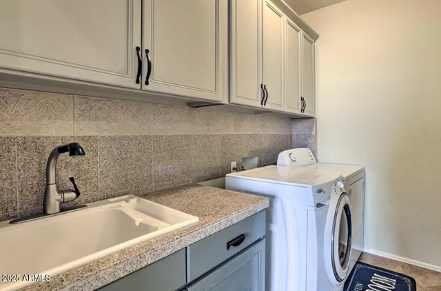 $4,400 | 8801 West Palmaire Avenue, Glendale, AZ 85305