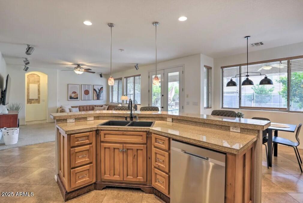 8801 West Palmaire Avenue Glendale, AZ 85305 - Photo 5 of 38 11