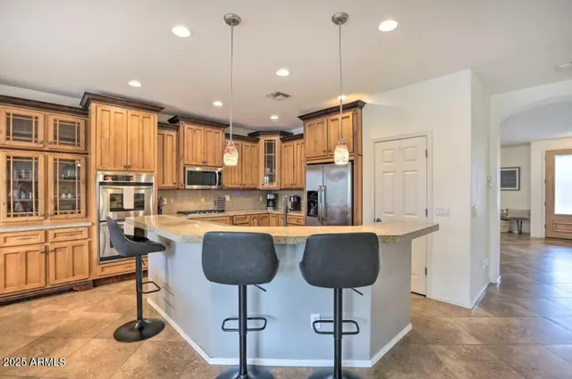 $4,400 | 8801 West Palmaire Avenue, Glendale, AZ 85305