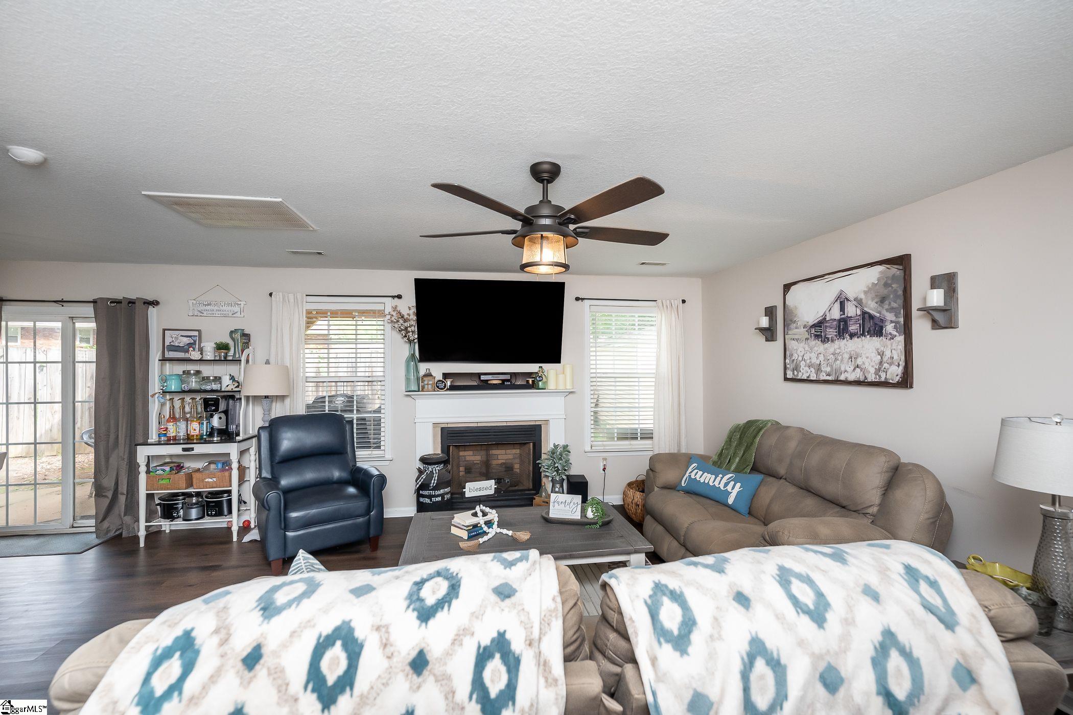 114 Thorncliff Place Anderson, SC 29625 - Photo 4 of 22