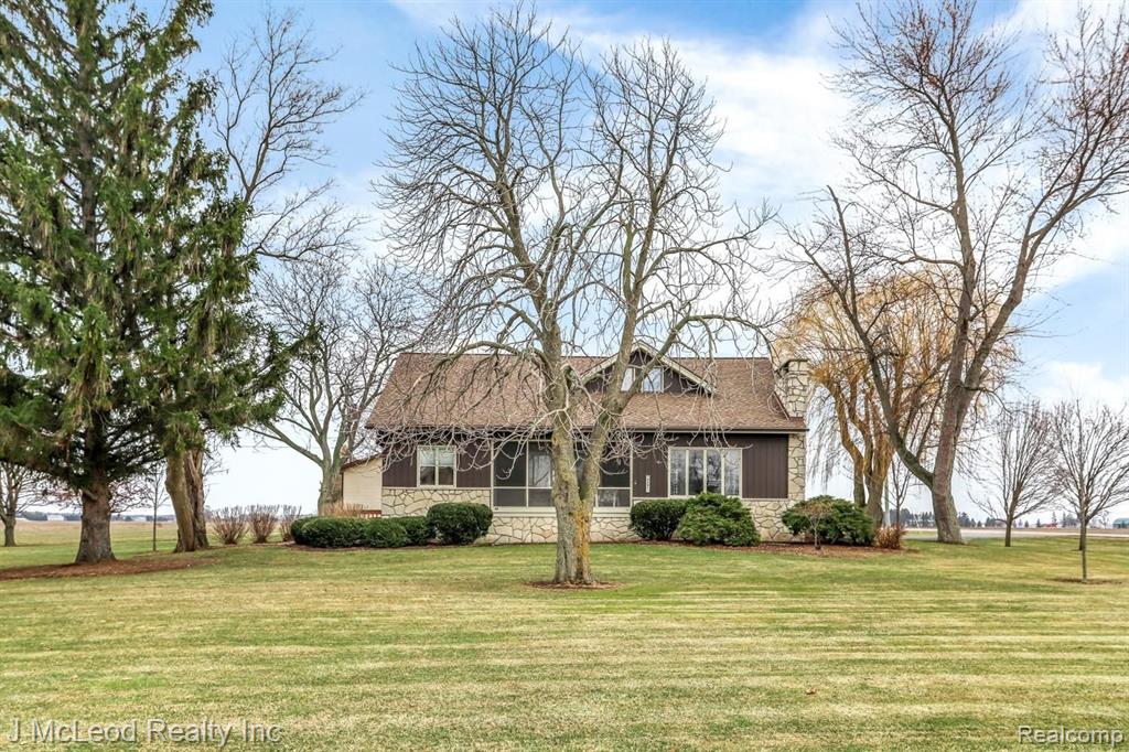 9491 Sanilac Road Reese, MI 48757 - Photo 1 of 43