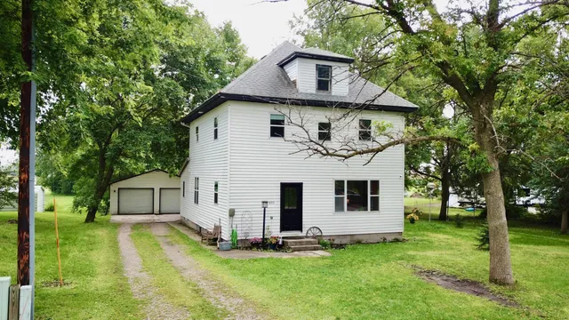 $122,000 | 601 Park Avenue, Sacred Heart, MN 56285