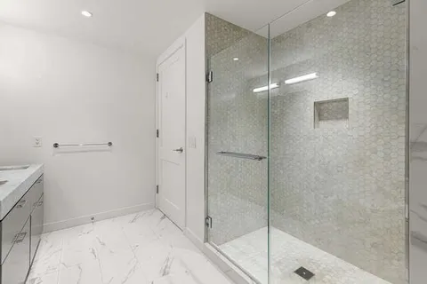 $5,995,000 | 300 Pier 4 Blvd., Unit 5C, Boston, MA 02210