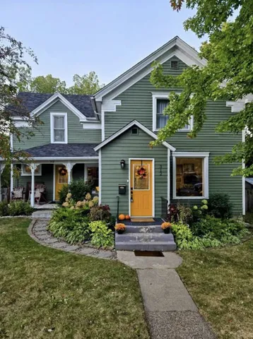 $395,000 | 312 2nd Street West, Hastings, MN 55033