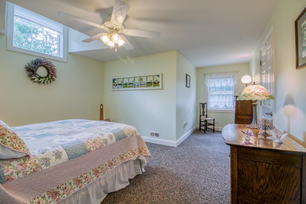 31 Bennett Road Wilbraham, MA 01095 - Photo 16 of 28