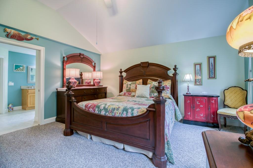 31 Bennett Road Wilbraham, MA 01095 - Photo 18 of 28